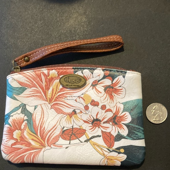 B.O.C. Floral Wristlet - Multicolor - Picture 2 of 6